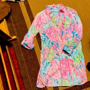 Lilly Pulitzer CoverUp. Size S.